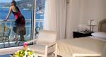 Kismet Hotel room